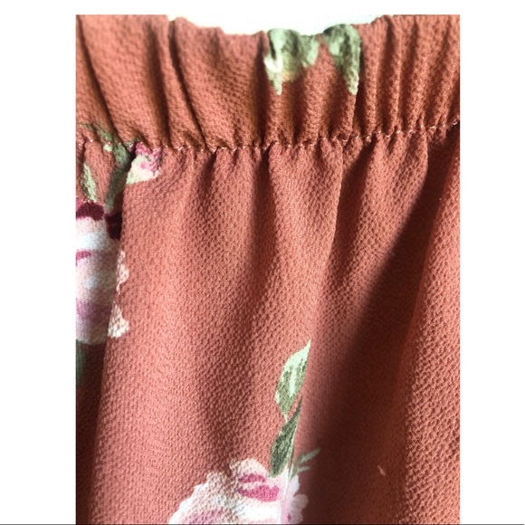 Ultra Flirt Juniors’ Printed Off-The-Shoulder Top - Picture 5 of 6